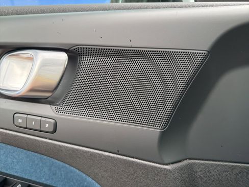 Used 2023 Volvo C40 P8 Recharge Plus image 16