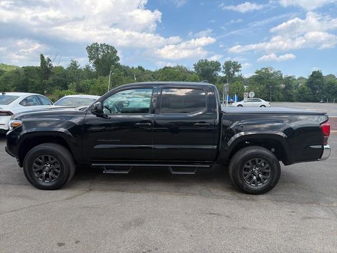 Used 2023 Toyota Tacoma SR5 AWD/4WD image 15