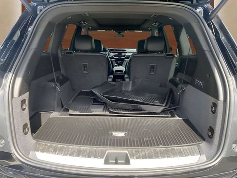 Certified 2025 Cadillac XT6 Sport w/ LPO, Floor Liner Package AWD/4WD image 10