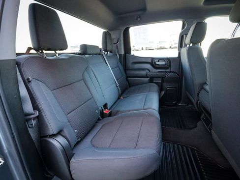 Used 2019 Chevrolet Silverado 1500 Custom w/ Custom Convenience Package AWD/4WD image 27