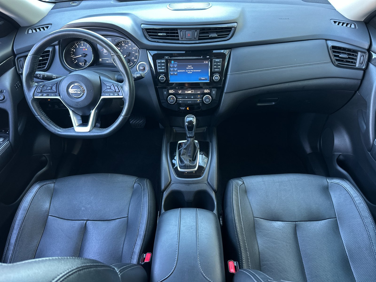 Used 2017 Nissan Rogue SL w/ SL Premium Package AWD/4WD image 13