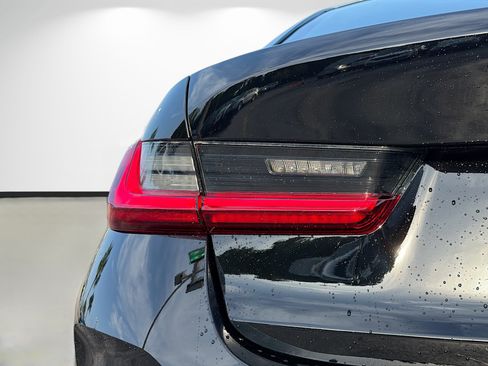 New 2026 BMW 330i Sedan w/ Convenience Package RWD image 10
