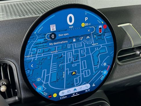 Certified 2025 MINI Cooper 4-Door Hardtop image 12