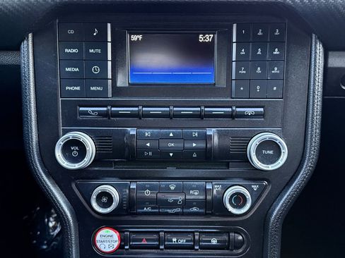 Used 2015 Ford Mustang V6 image 25