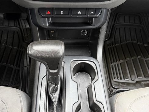 Used 2018 Chevrolet Colorado W/T w/ Custom Special Edition image 25