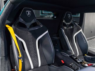 Used 2023 Lamborghini Huracan Tecnica video 2
