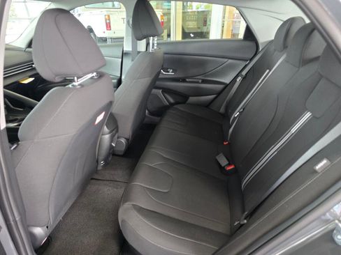 New 2026 Hyundai Elantra Hybrid FWD image 35