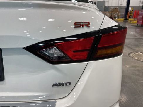Used 2023 Nissan Altima 2.5 SR image 9