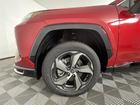 New 2025 Toyota RAV4 SE image 24