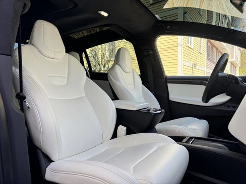 Used 2017 Tesla Model X 100D AWD/4WD image 23