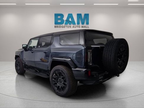 New 2025 GMC Hummer EV 2X w/ LPO, Dark Essentials Package image 5