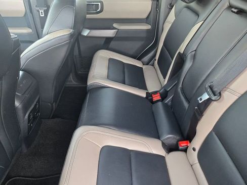 Used 2023 Ford Bronco Wildtrak image 9