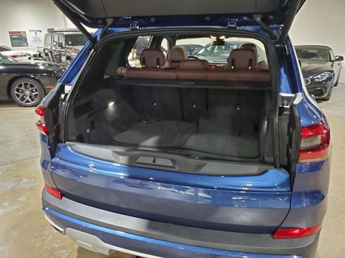 Used 2023 BMW X5 xDrive40i w/ Premium Package AWD/4WD image 41