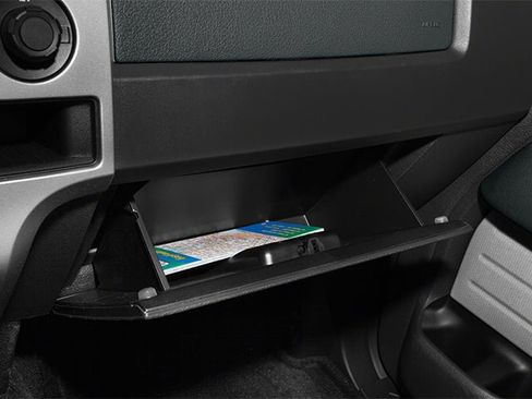 Used 2014 Ford F150 XLT w/ XLT Chrome Package image 15