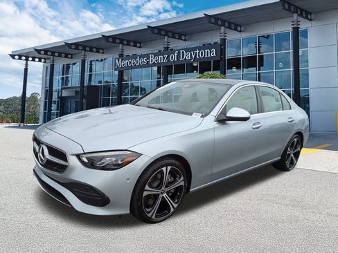 Used 2025 Mercedes-Benz C 300 Sedan image 8