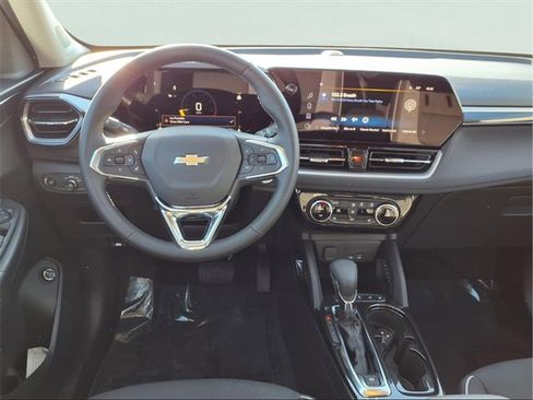 New 2026 Chevrolet TrailBlazer LT w/ Convenience Package image 4