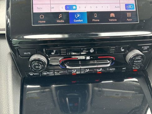 Used 2022 Jeep Grand Cherokee L Limited image 16