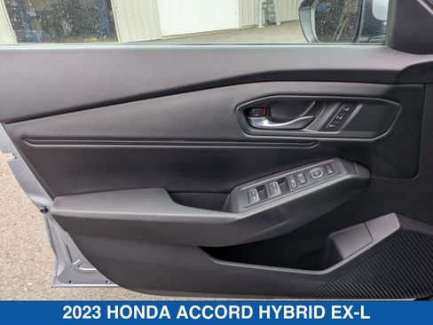 Used 2023 Honda Accord EX-L image 12