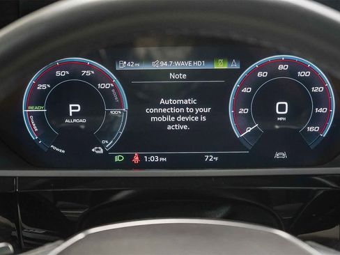 Used 2023 Audi e-tron Premium image 25