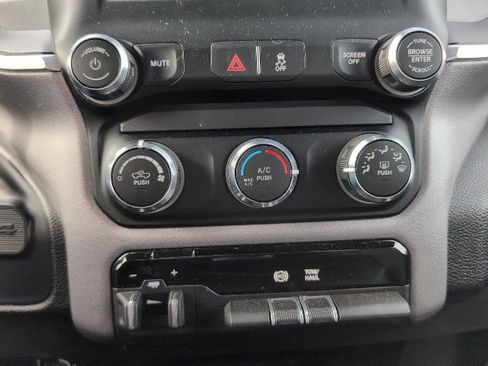 Used 2024 RAM 2500 Big Horn image 13