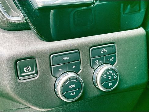 Used 2024 GMC Sierra 1500 Elevation AWD/4WD image 20