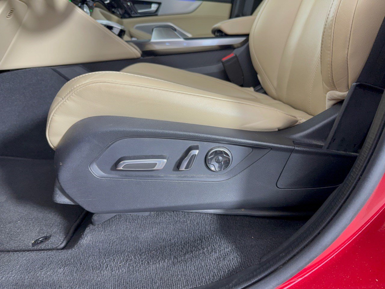 Used 2022 Acura MDX w/ Technology Package AWD/4WD image 16