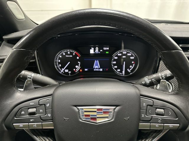 Used 2023 Cadillac XT6 Sport AWD/4WD image 10