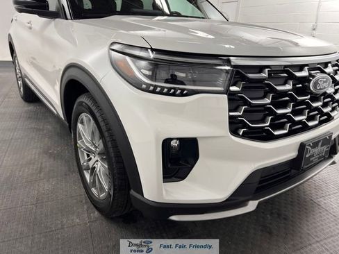 New 2026 Ford Explorer Platinum RWD image 9