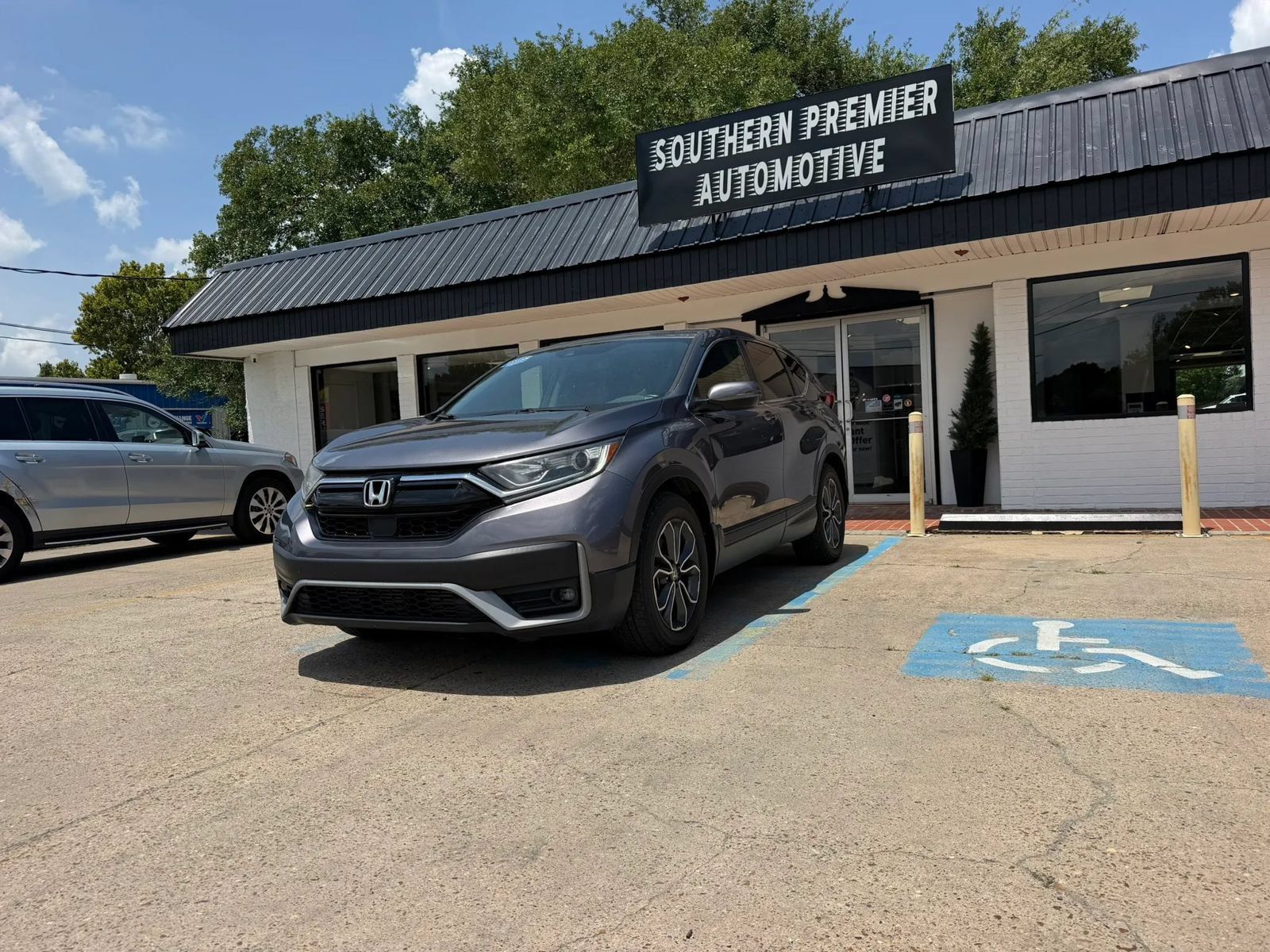Used 2021 Honda CR-V EX-L image 1