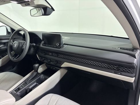Used 2024 Honda Accord LX image 13