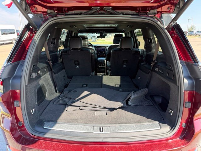 Used 2021 Jeep Grand Cherokee L Overland w/ Luxury Tech Group IV RWD image 10