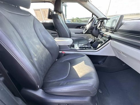 Certified 2022 Kia Carnival SX image 25