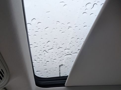 Used 2021 GMC Yukon Denali w/ Denali Premium Package image 26