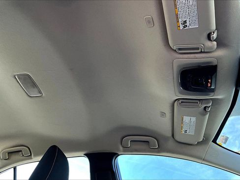 Used 2023 Toyota Corolla LE image 22