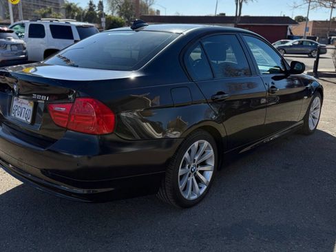 Used 2011 BMW 328i Sedan image 11