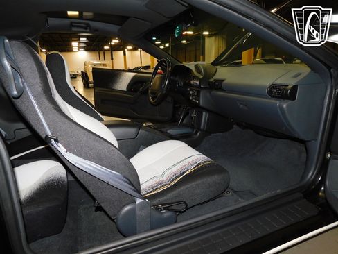 Used 1993 Chevrolet Camaro Z28 image 7