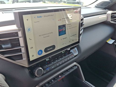 New 2026 Toyota Tundra Limited AWD/4WD image 16