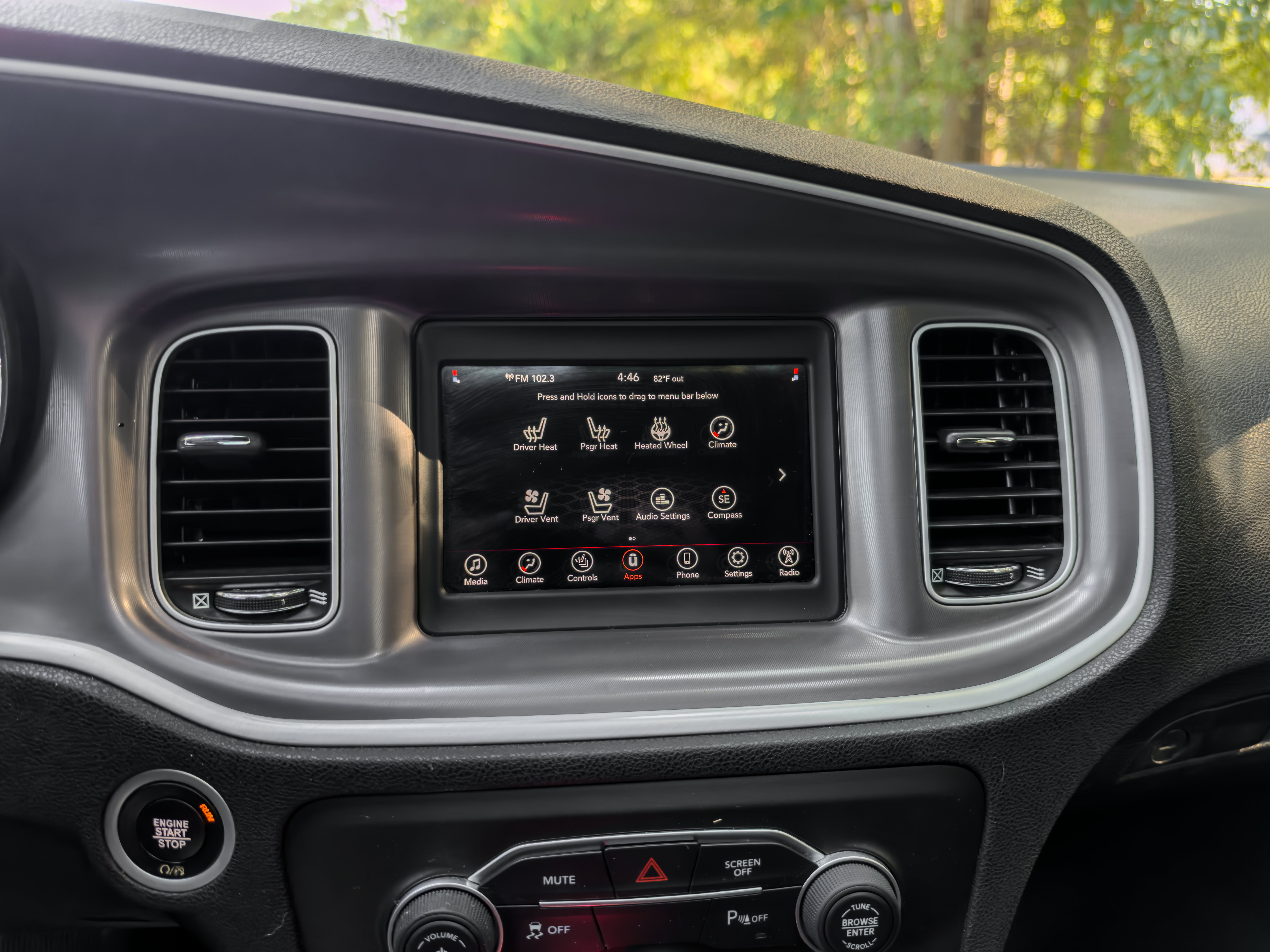 Used 2022 Dodge Charger SXT w/ Leather Interior Group RWD image 10