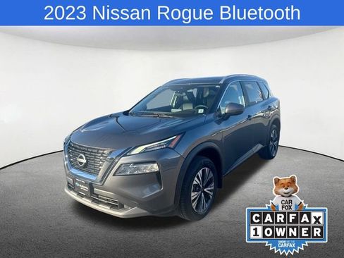 Used 2023 Nissan Rogue SV w/ SV Premium Package image 1