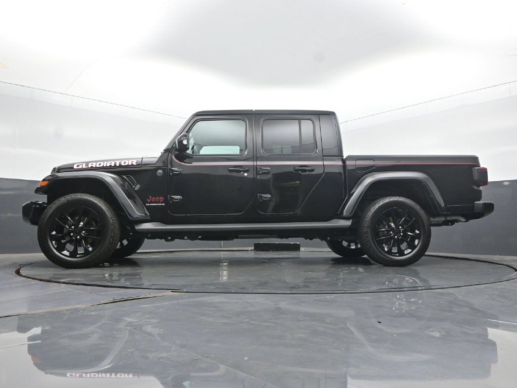 Used 2023 Jeep Gladiator Overland AWD/4WD image 55