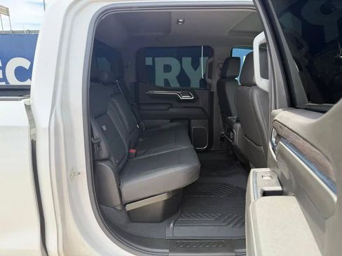 Used 2023 Chevrolet Silverado 1500 LTZ AWD/4WD image 28