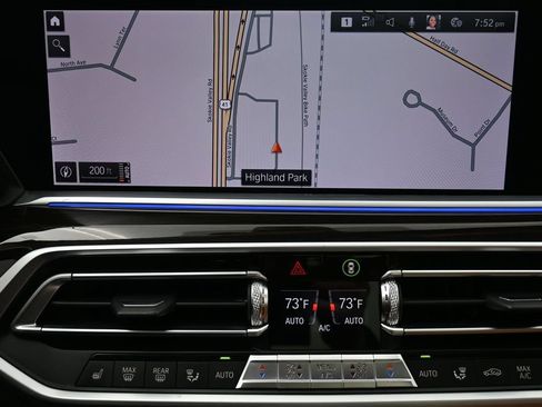 Used 2019 BMW X7 xDrive40i w/ Premium Package AWD/4WD image 14