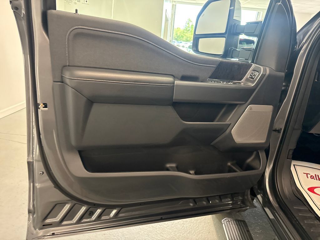 New 2026 Ford F350 Lariat w/ Chrome Package AWD/4WD image 14