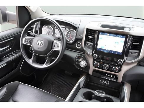Used 2022 RAM 1500 Laramie AWD/4WD image 10
