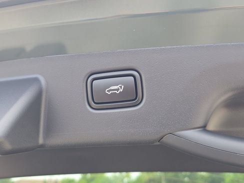 New 2026 Kia Niro Wind w/ Wind Preserve Package FWD image 11