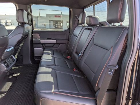 Used 2025 Ford F150 Lariat w/ Equipment Group 502A High image 30