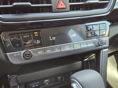 New 2026 Kia Seltos S image 14