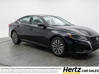 Used 2025 Nissan Altima 2.5 SV video 1