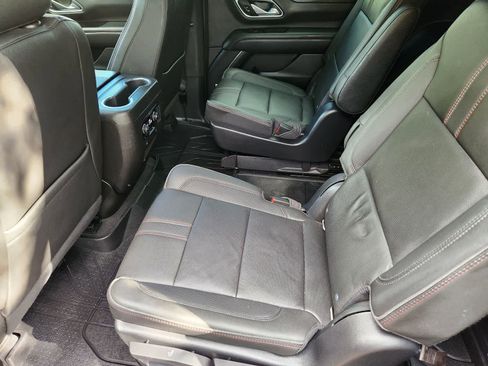 Used 2022 Chevrolet Tahoe RST w/ Luxury Package image 28