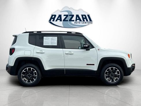 Used 2023 Jeep Renegade Trailhawk w/ Trailer Tow Group image 2